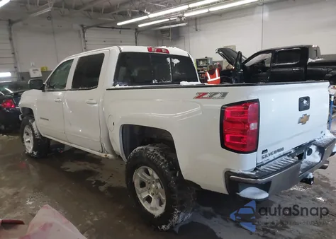 2015 Chevrolet Silverado 1500 2Lt z USA, uszkodzony, nr VIN 3GCUKREC1FG489175